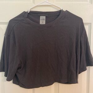 Kittenish cropped baggy tee. Gray. Size small
